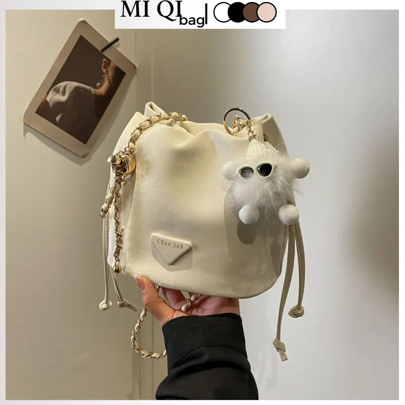 Túi Xách Nữ Đeo Chéo Đeo Vai Dáng Bucket Mix Móc Gấu Xinh Xắn Đi Tiệc Đi Chơi Sang Chảnh MIQI BAG TX-105 Da