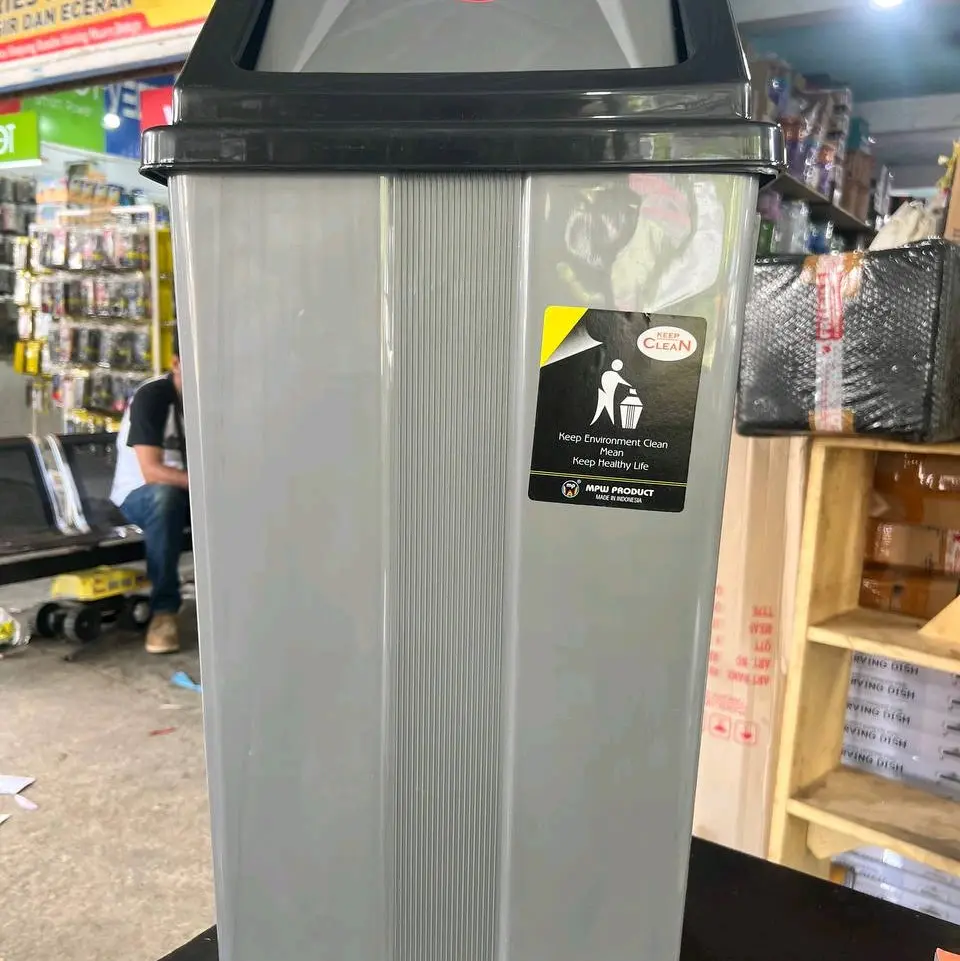 Tong Sampah 42L