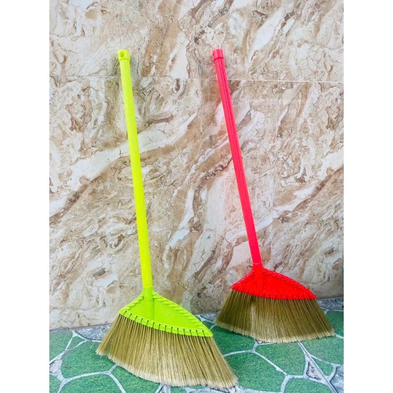 Combo 2 Chổi Nhựa Siêu Bền Đẹp Chất Liệu Cước Dập Sợi Siêu Mảnh Không Thấm Nước Quét Nhà,Sân, Vườn Tiện Lợi Đồng