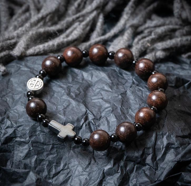 Vòng tay Công Giáo cho nam hạt gỗ mun 10ly Thánh Giá đá Công Giáo/ Quà tặng Công Giáo VDT35