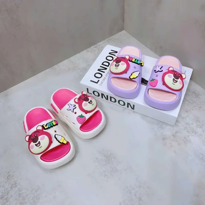 Dép Trẻ Em Gấu Dâu Lotso Dễ Thương, Nhựa EVA Siêu Nhẹ, Siêu Mềm Cho Bé Gái 2 - 10 Tuổi. 6