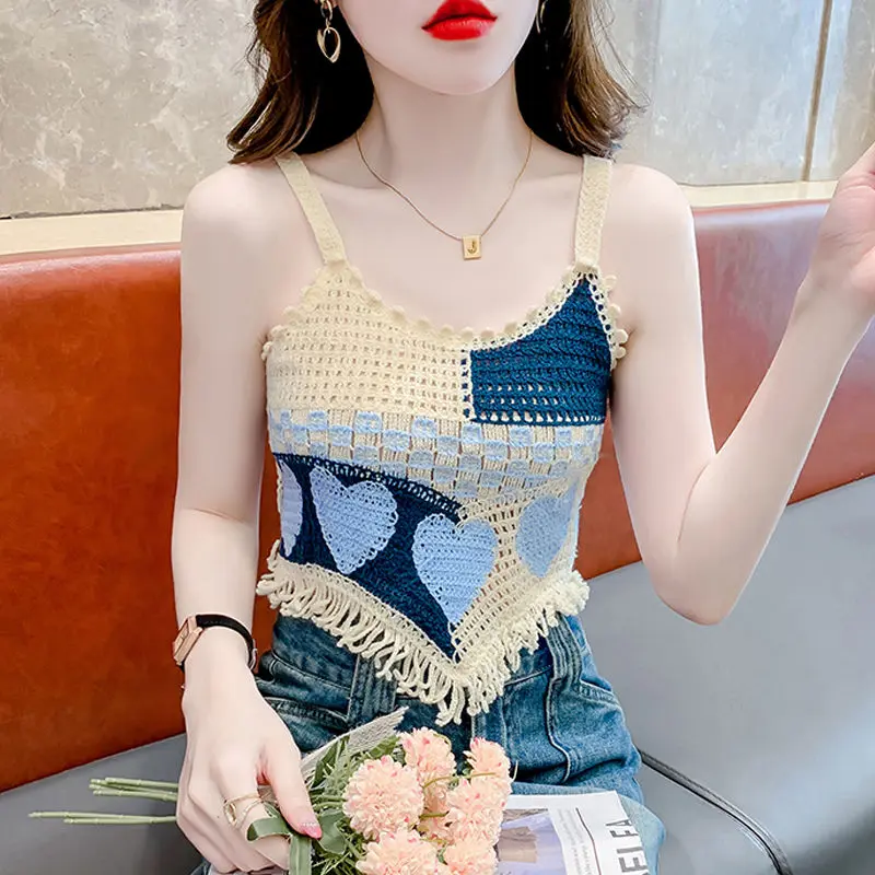 Áo Hai Dây Ngắn Khoét Lỗ Hàng Mới Về 2024, Áo Không Tay Bất Đối Xứng Trang Phục Dopamine Mùa Hè Cho Nữ, Có Thể Mặc Ngoài Trời