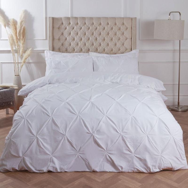 Highams Diamond Pintuck Pinch Pleat Duvet Cover Set - Silver 3