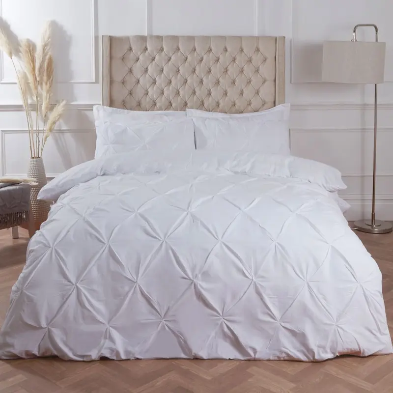 Highams Diamond Pintuck Pinch Pleat Duvet Cover Set - Silver 3