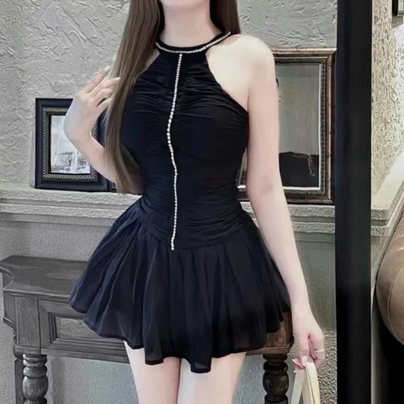 Đầm nhún cổ yếm đính dây đá dáng xoè kèm quần rời Nữ 1