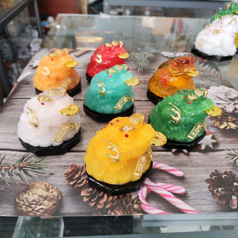 Tượng Cóc Ngậm Tiền Đế Gỗ Phong Thủy Trang Trí Bàn Thờ Thần Tài