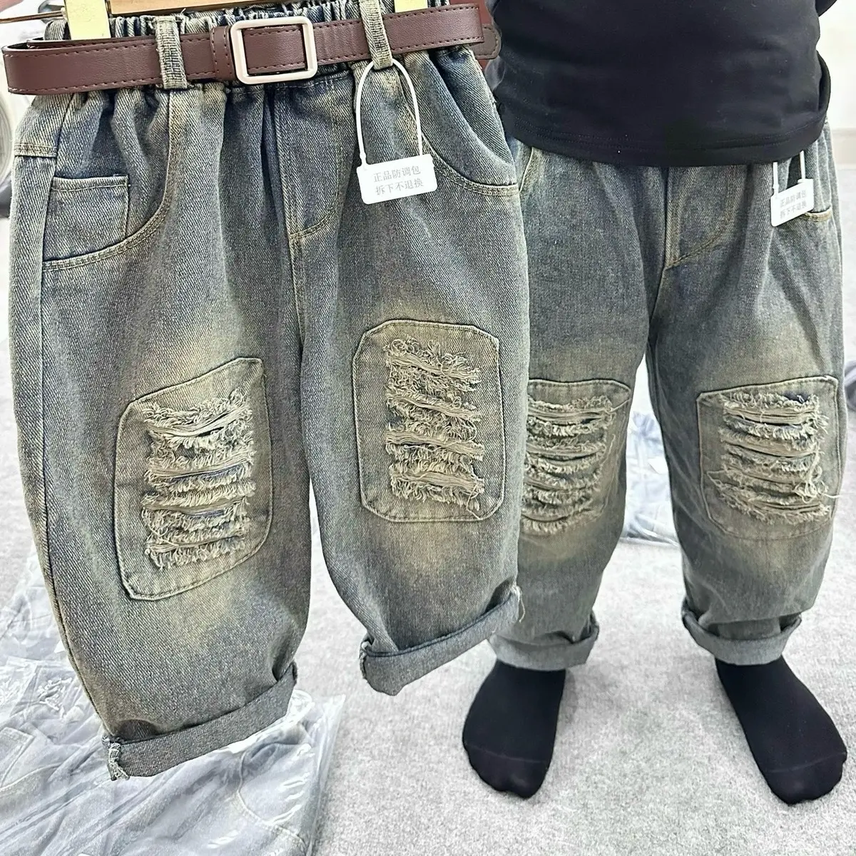 [CAMVAN KID] Quần jean dài rách vá đùi nâu bên trong có lớp lót size cho bé 10-30kg(1m3 quay về-không kèm dây lưng)