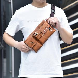 Men's Single Shoulder Bag Crossbody Bag Phone Waist Hip Bag Multifunctional Chest Bag Retro PU Waist Bag, Can Hold Phone Cigarette Case and Various Items, Daily Use Bag