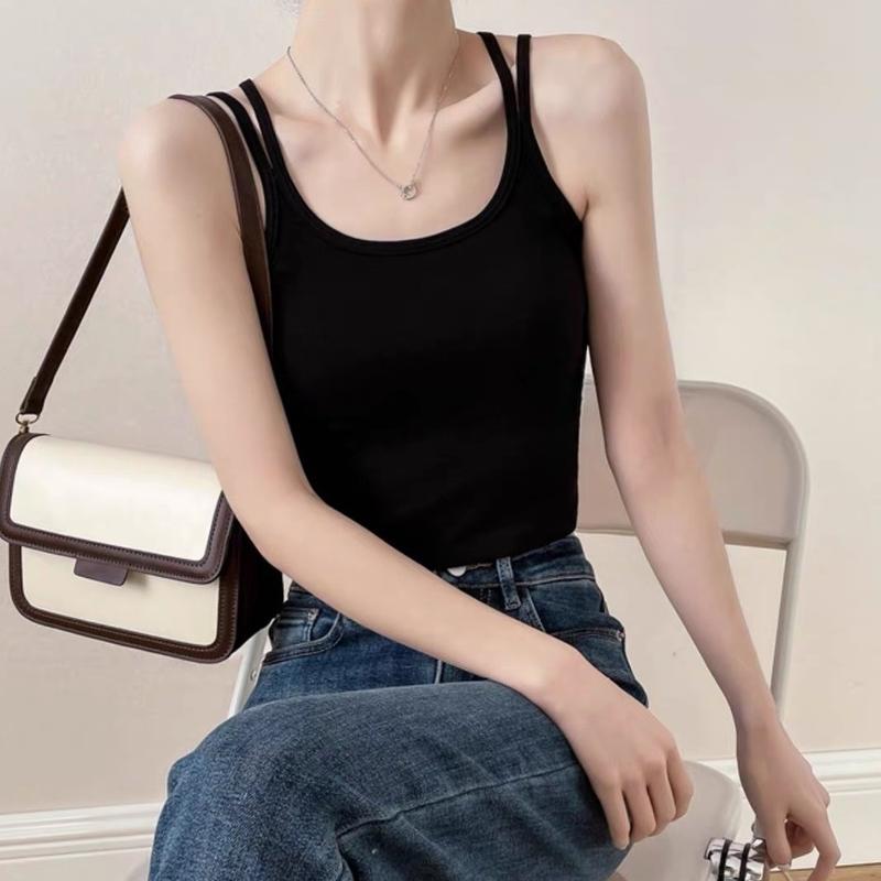 Product Introduction of Summer Korean Style Cross Camisole Women with Chest Pad One-Piece Outer Wear Short Beauty Back Wrapped Chest Bottoming Top Women 3