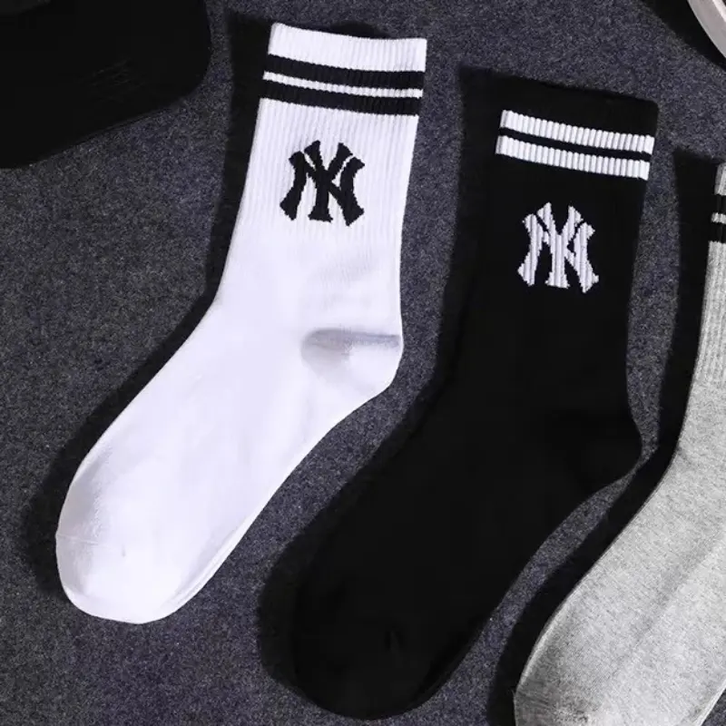 Tất Vớ Thể Thao NY Trắng Đen Cổ Cao  Dệt Kim Thoáng Khí Thời Trang Unisex