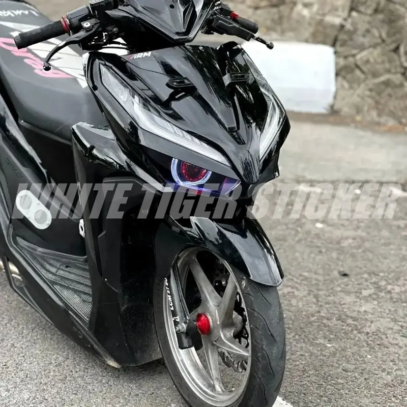 SKOLET STIKER MOTOR HITAM GLOSY SCOTLITE MOTOR BLACK GLOSY SKOTLET HITAM MENGKILAP SKOTLET MOTOR WARNA HITAM SKOTLET GLOSSY SKOTLET MENGKILAP SKOTLET PREMIUM SKOTLET FULL BODI MOTOR HARGA PROMO BISA COD 2