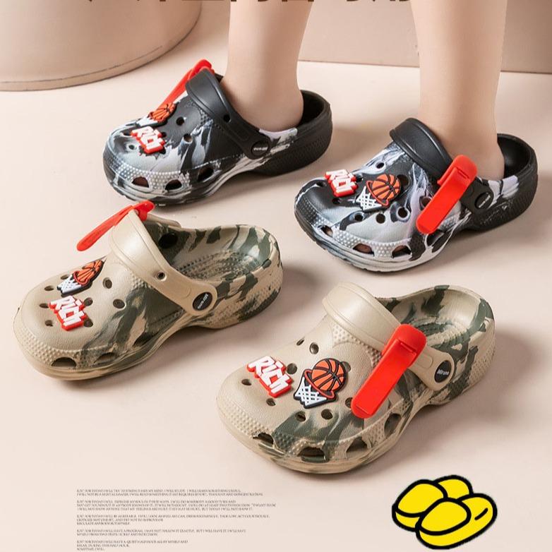 Dép Sục Sandal Trẻ Em Phong Cách Thời Trang 2025 Siêu Nhẹ Siêu Mềm Cho Bé Trai Bé Gái Từ 2 - 10 Tuổi Đi Chơi Đi Học. SK345