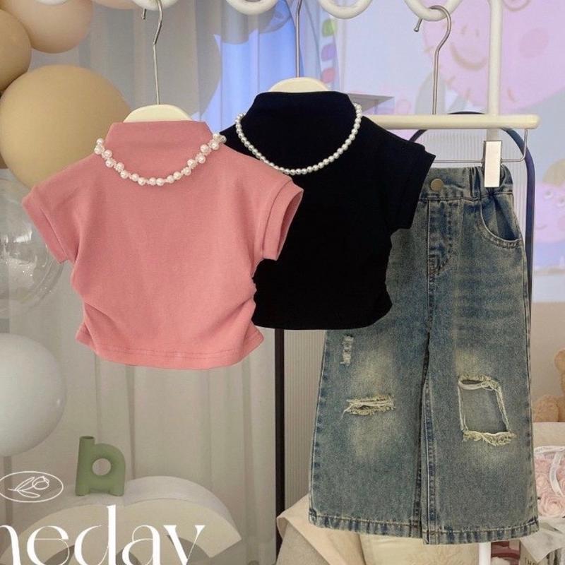 Shopmesockids Bộ Sét Áo Phông Tay Ngắn + Quần Jean Ống Xuông Kèm Vòng Cho Bé Gái Size 9-30kg Cao Dưới 130cm
