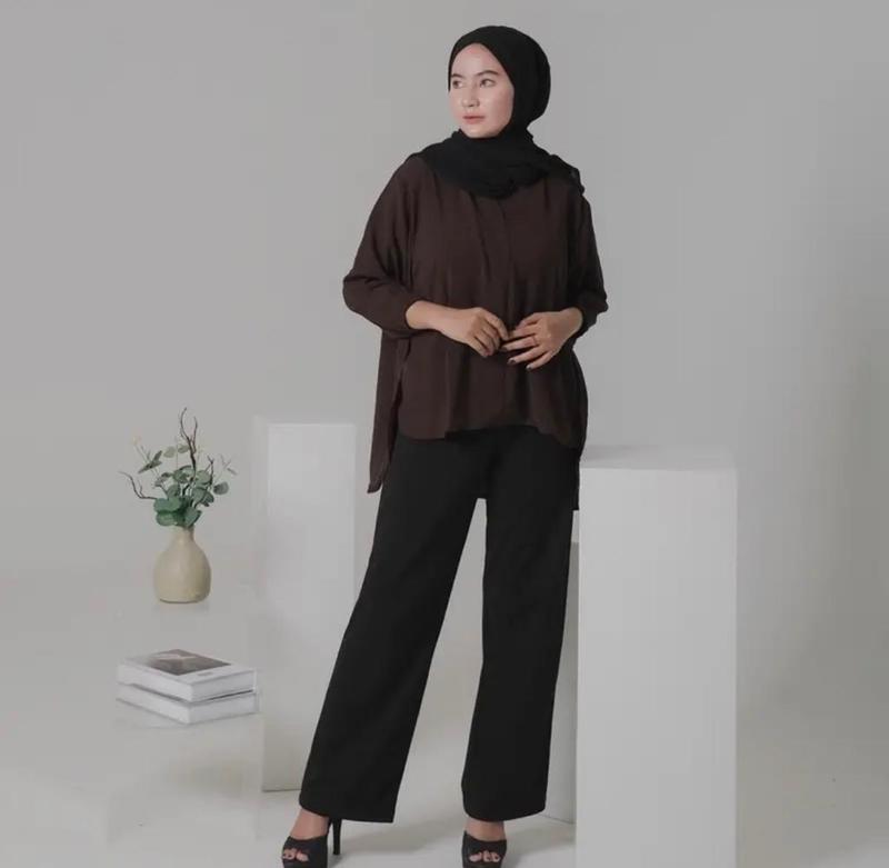 Stavelot - Charlotte V Neck - Kemeja Oversize Wanita Lengan Panjang Casual Bahan Crinkle Airflow 3