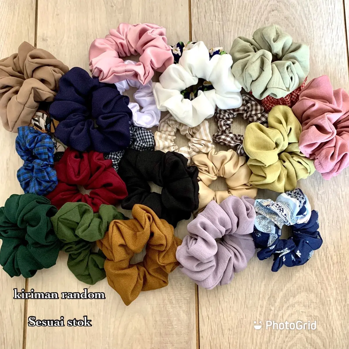 Ikat Rambut Motif Scrunchie Medium Size Santai Harian Scrunchies Kunciran