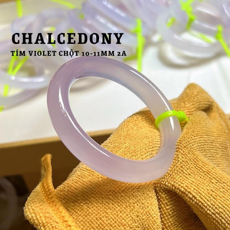 Vòng bản hẹ Chalcedony ánh tím siêu xinh size 53 đến 57mm 3
