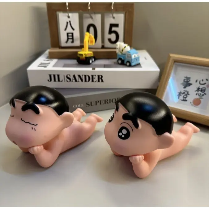 Figure Crayon Shinchan Lazy santai Phone Holder Crayon Shinchan Figure Toys Crayon Shinchan Pajangan Meja Lucu 3
