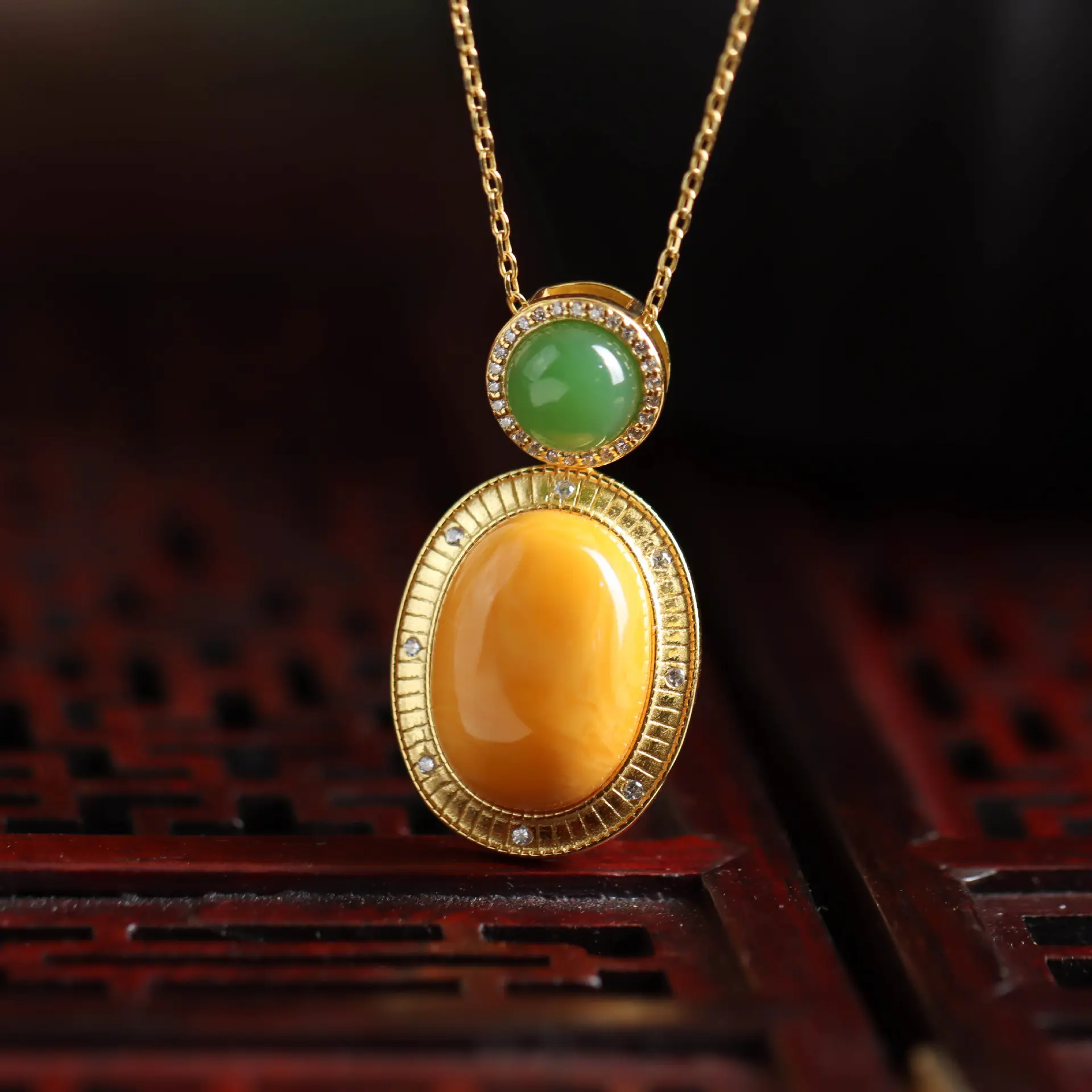 Natural Amber Beeswax Egg Noodle Pendant New National Fashion National Style S925 Sterling Silver Gold Plated Jasper Vintage Necklace for Women