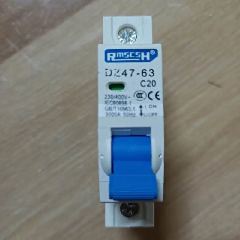 Át aptomat  cài 1P 2P 16a 20a 2P20a 32a 63a hàng RmscsH chất lượng ISO 3