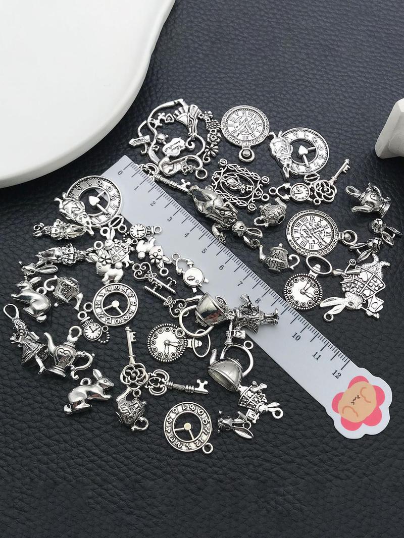 Product Introduction of Random Mixed Vintage Key Clock Design Charms, Steampunk Style Pendants for DIY Jewelry Making Crafts Supplies 4