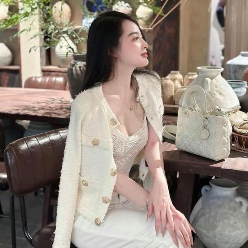  Áo Cardigan Len Mềm Mịn Phối Khuy Đồng QCCC 3 Màu Đen   Đỏ   Trắng Kem Nữ Women Top Jacket 