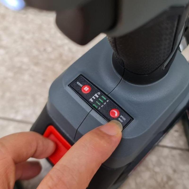 Máy Chuyên Bắn Vít Mạch 4 Tốc Độ Workfix ( Nhanh Thần Tốc - Bền Vô Đối ) Chân Pin Phổ Thông 4