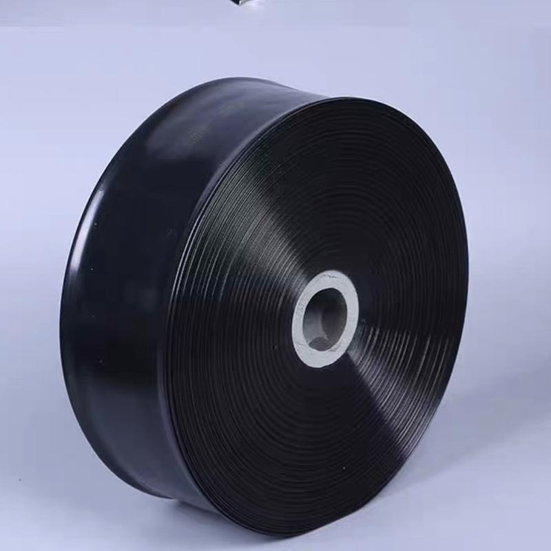 Ống tưới dẹp PHÚ MỸ phi 42 không đục lỗ, loại dày chịu áp lực tốt dùng dẫn nước tưới cây hoặc dùng gắn béc tưới phun mưa