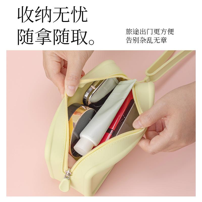 Túi Trang Điểm, Chất Liệu Silicon, Không Thấm Nước, Cầm Tay, Túi Đựng Chăm Sóc Da, Thích Hợp Đi Du Lịch, Cỡ Nhỏ, Cho Son Môi Và Cọ Trang Điểm, Có Ngăn Đựng Thẻ ID Và ví đựng tiền Xu Bag Nam 3