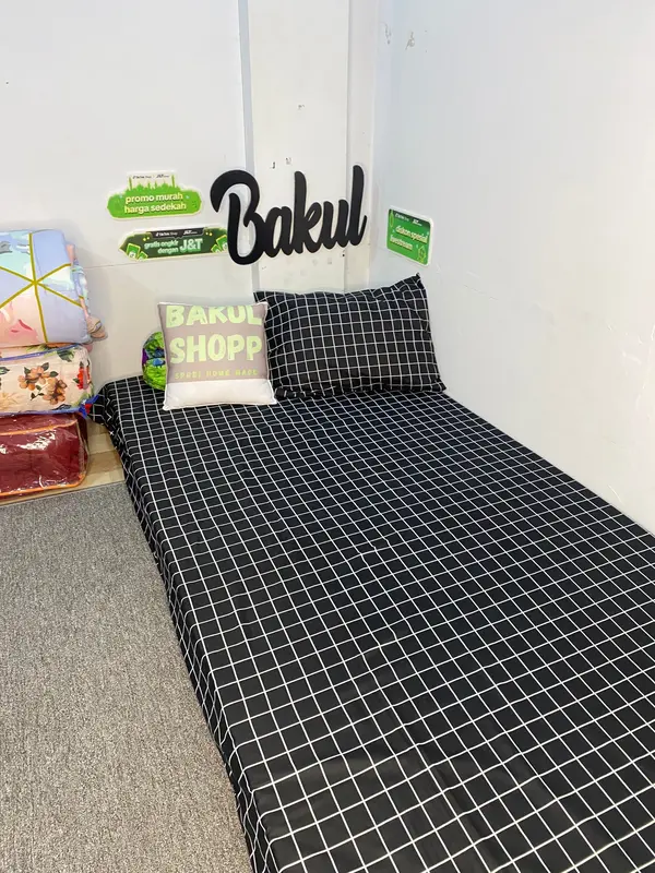 (Gratis Sarung Bantal dan Guling ) Sprei Murah Promo 180 160 120 x200 Satu Set Karakter Bahan Katun Halus Premium Terbaru/ Bakulshopp 6