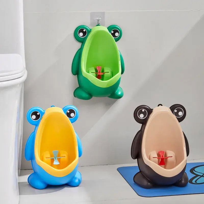 Ếch dễ thương Huấn luyện ngồi bô Cậu bé đi tiểu với mục tiêu nhắm mục tiêu vui vẻ Trẻ em đứng dọc Đi tiểu cho trẻ sơ sinh Nhà vệ sinh cho trẻ mới biết đi Huấn luyện viên đi tiểu 2