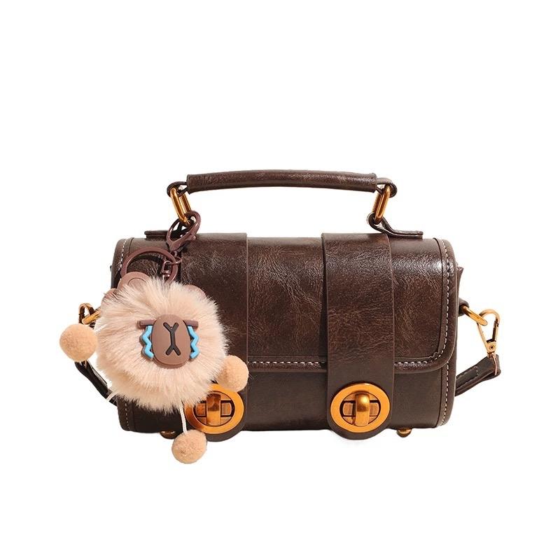  Túi Xách Nữ Cầm Tay Đeo Chéo 2 Dải Khoá Vặn Kèm Móc Bông Da Dày A069 Bag Đeo Vai 