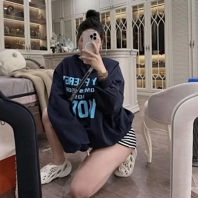 T2 - Set Nữ Dài Tay In Chữ Phối Quần Short