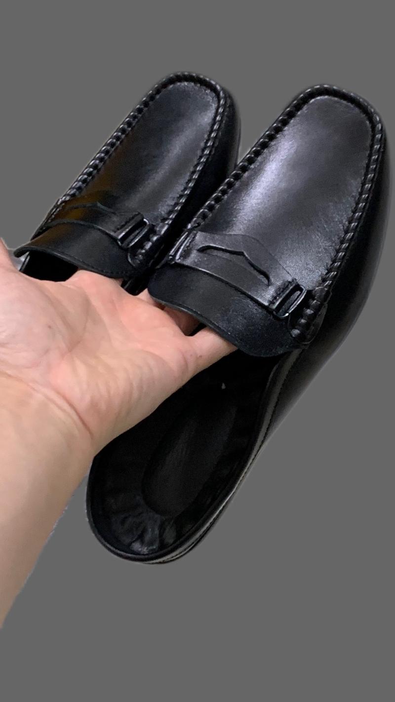 Product Introduction of DéP  GiàY sục nam da bò cực êm mềm tom Shoes , Đế Bằng chất liệu Cao Su chống trơn trượt 11