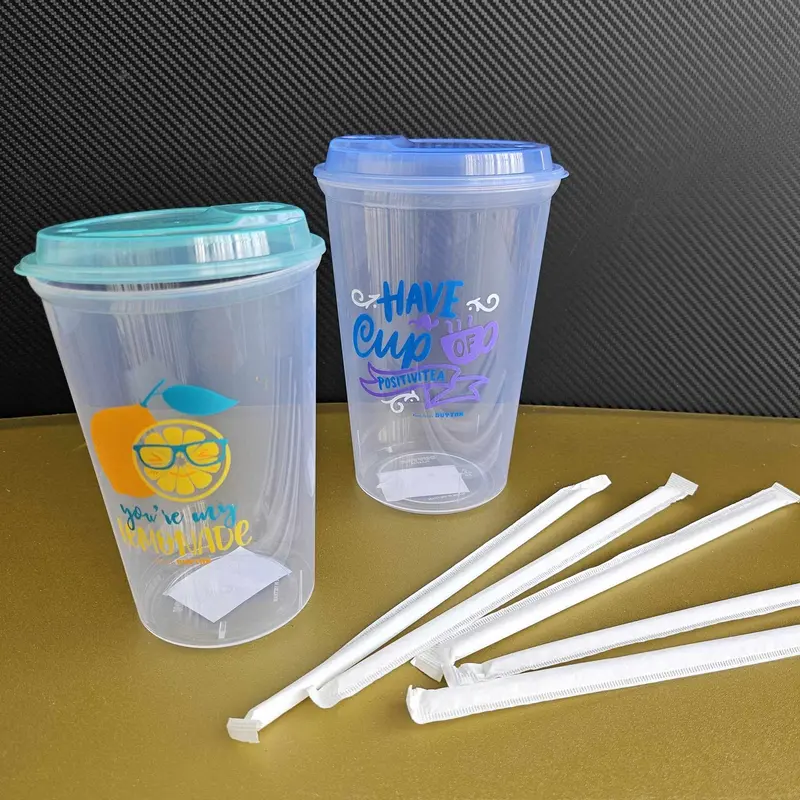 LY NHỰA CÓ NẮP tặng kèm 5 ống hút tiệt trùng . An toàn cho sức khoẻ, cắm được 2 loại ống hút . Hàng loại 1 Duy Tân 4