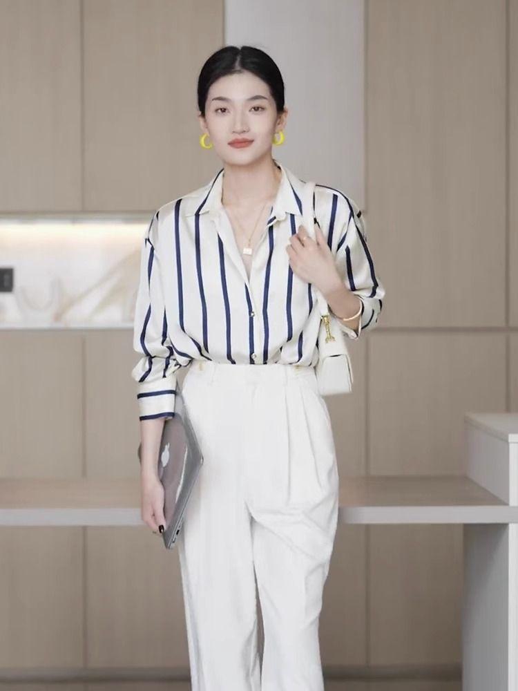 Product Introduction of Áo Sơ Mi Sọc, Hợp Xu hướng, Dành Cho Nữ, Mùa Xuân Và Mùa Thu, Hàng Mới Về 2024, Phong Cách Phương Tây, Áo Voan Đi Chơi Dễ Phối Đồ, Phong Cách Hồng Kông, Áo Trên Top Women Shirt Cổ Tròn 5