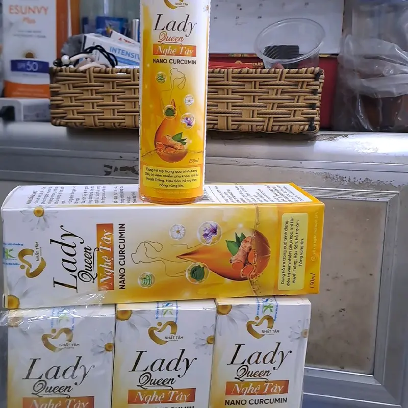 LADY QUEEN NGHỆ TÂY NANO CURCUMIN  DUNG DỊCH VỆ SINH  150ML 3