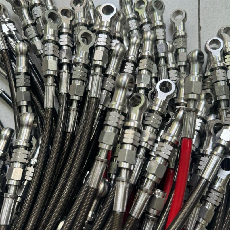 Dây dầu hiệu Hel / Tag real / Đầu alapter inox ( Dây dài 90cm ) ( Bảo hành 12 tháng xì dầu đổi mới )