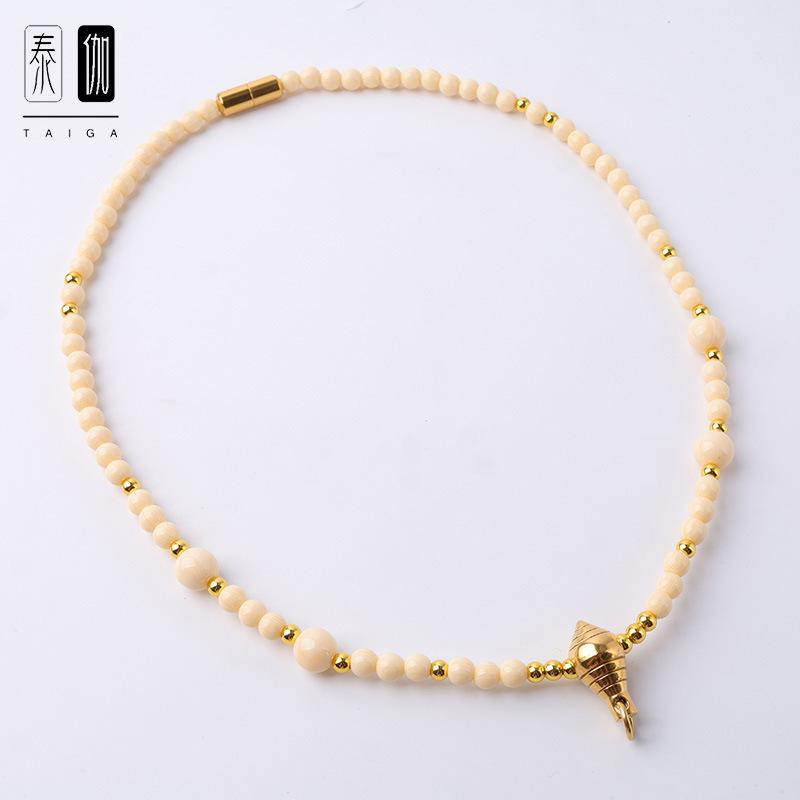 Product Introduction of New Original Thai Buddha Pendant Necklace Imitation Ivory Choker 45cm cm Short Chain High-end Elegant anting gold  frame 4