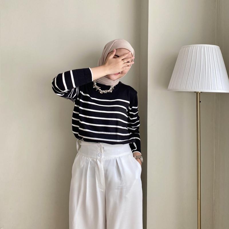 Kyra striped sweater - blouse garis garis - atasan rajut - kaos garis 3