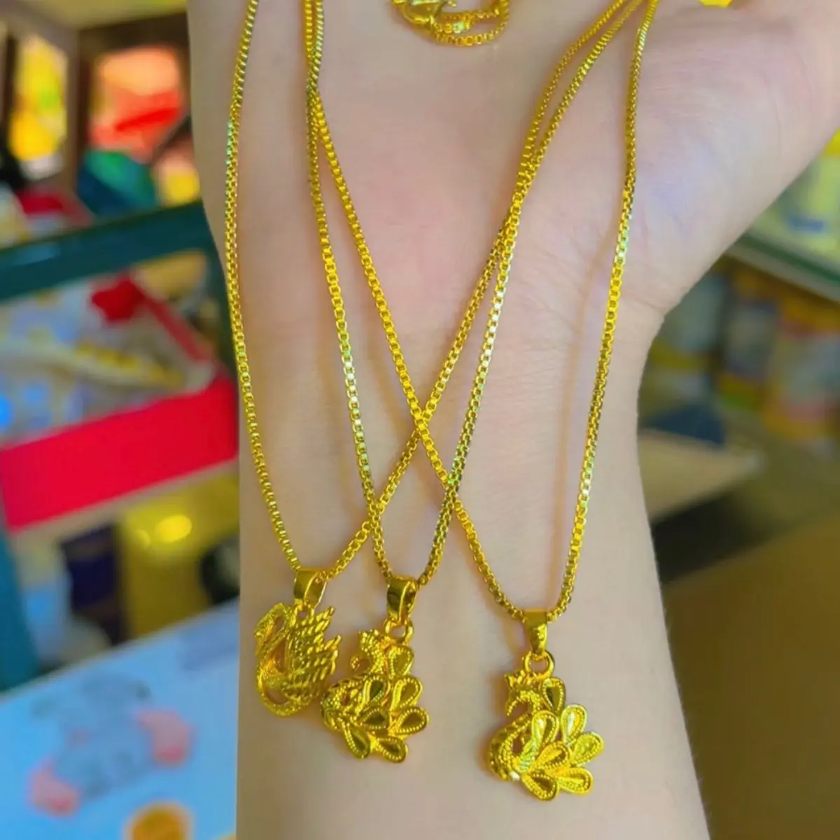 Dây chuyền titan mặt thiên nga