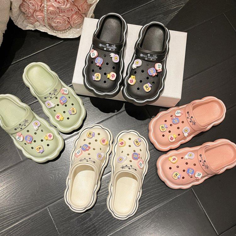 Product Introduction of Hole Shoes Eva Women's Platform plus Height Increasing Summer Outer Wear Closed Toe Non-Slip Deodorant Cartoon New Cool Beach 25