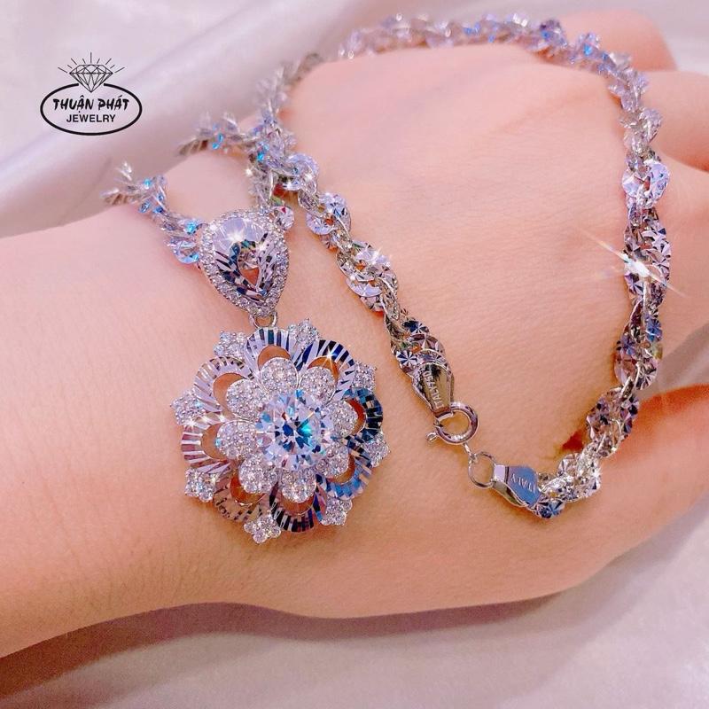 Phụ Kiện Dây Chuyền Xoắn Tròn 6Li Kèm Mặt Hoa Mai M0148 Trắng Cz Đeo Cổ Siêu Sang - Trang Sức Bạc Ý Xi Kim - Bạc Thuận Phát