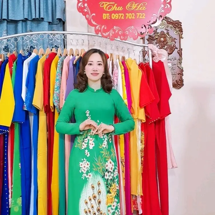 Áo dài in họa tiết đẹp 6D hợp mốt hiện nay váy tiệc