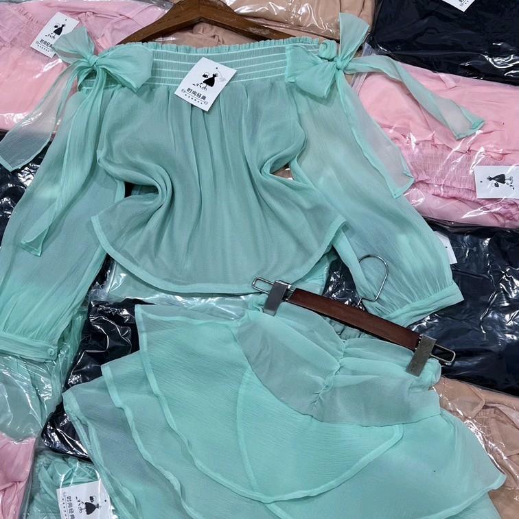 sét váy xinh áo bo thun trễ vai kèm nơ Nữ Kem Hồng