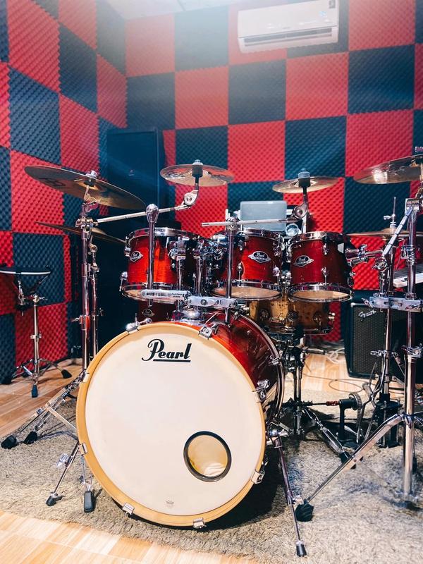 Combo 50 tấm mút trứng gà tiêu âm + 1 keo dán kt50cmx50cmx3cm